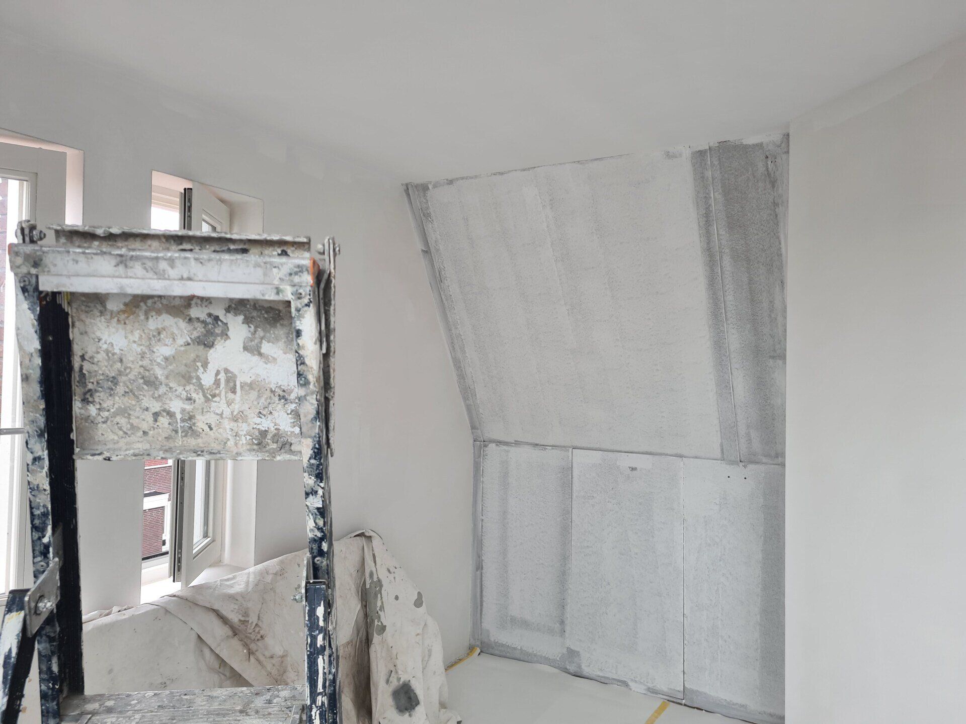 Plafond latex spuiten 